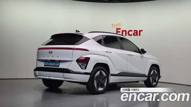 Hyundai Kona — фото 2