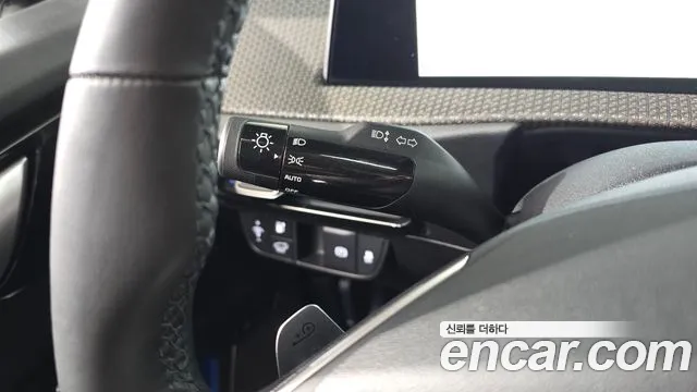 Kia EV6 — фото 30
