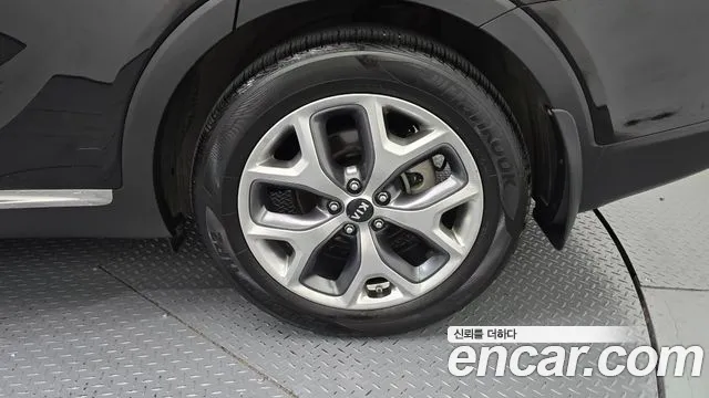 Kia Sorento — фото 21