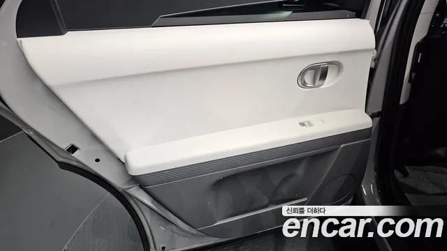 Hyundai Ioniq 5 — фото 25