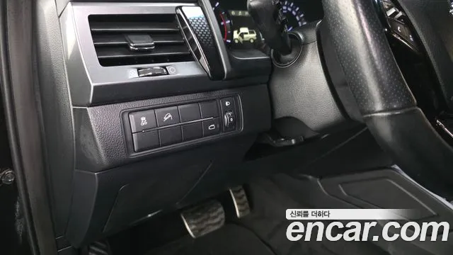 KG_Mobility_Ssangyong Rexton — фото 27