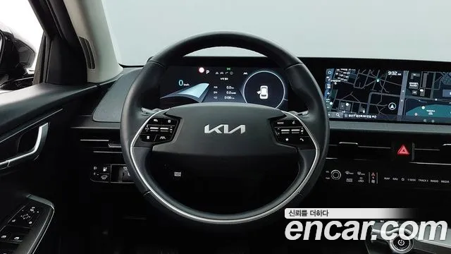 Kia EV6 — фото 11