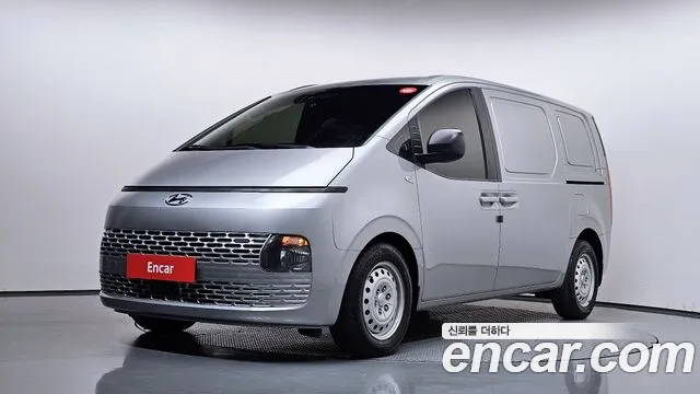 Hyundai Staria — фото 1