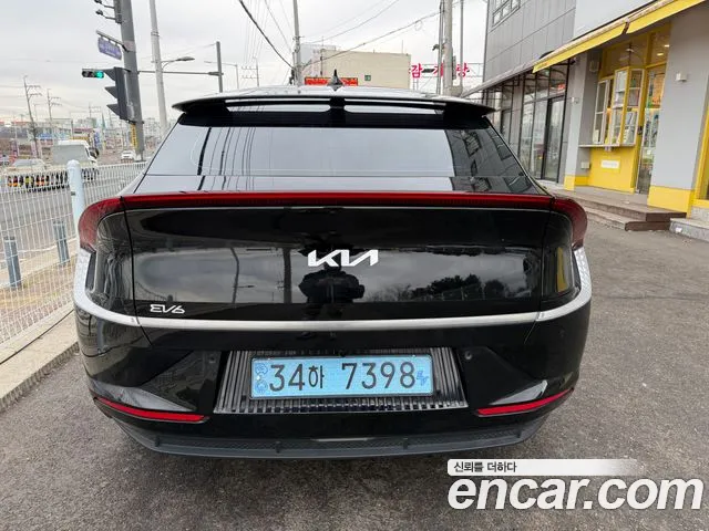 Kia EV6 — фото 4