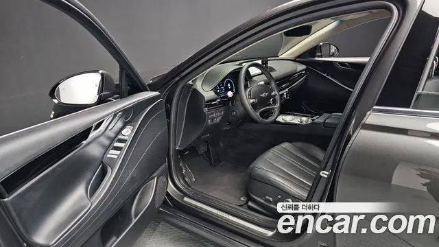 Genesis G80 — фото 10