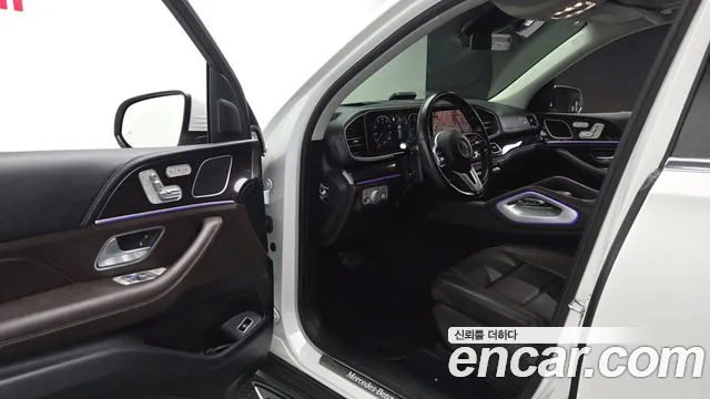 Mercedes-Benz GLE-Class — фото 10