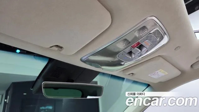 Genesis GV70 — фото 32