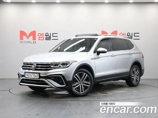 Volkswagen Tiguan — фото 1