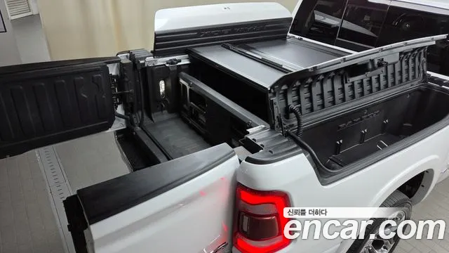 Dodge Ram Pick Up — фото 32
