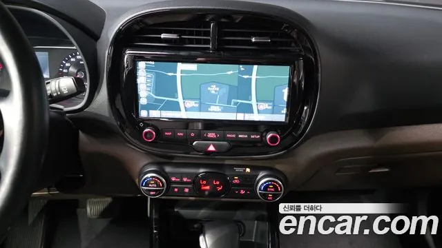 Kia Soul — фото 14