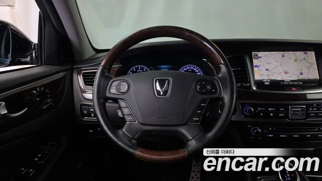Hyundai Equus — фото 13
