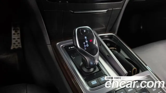 Hyundai Equus — фото 9