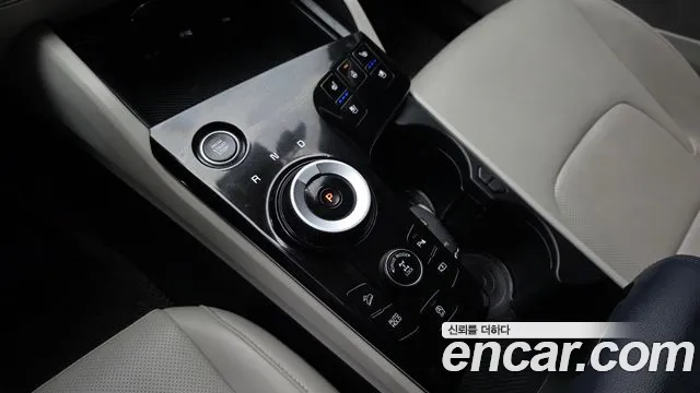Kia Sportage — фото 9