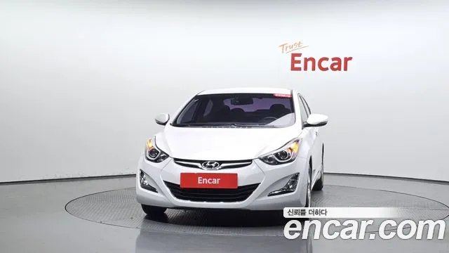 Hyundai Avante — фото 2