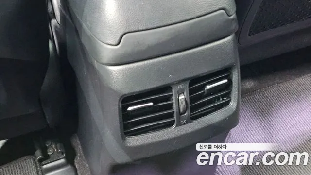 Hyundai Avante — фото 29