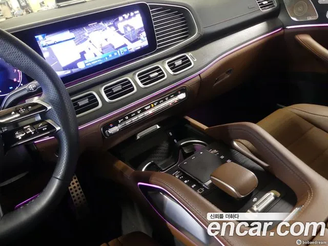 Mercedes-Benz GLS-Class — фото 13