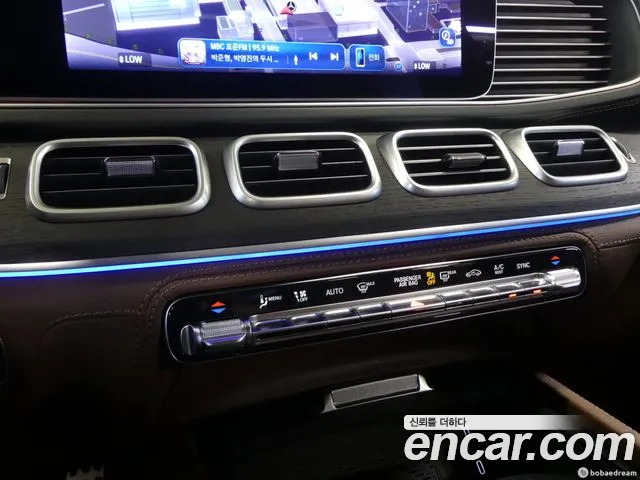 Mercedes-Benz GLS-Class — фото 15