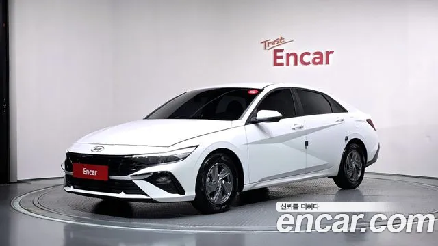 Hyundai Avante — фото 1