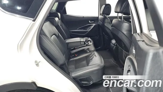 Hyundai Santa Fe — фото 18