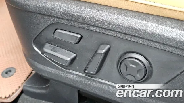 Kia Sorento — фото 18