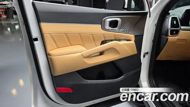 Kia Sorento — фото 24