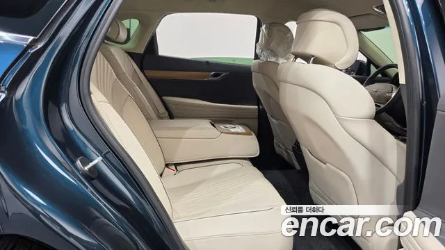 Genesis G80 — фото 10