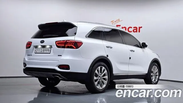 Kia Sorento — фото 2