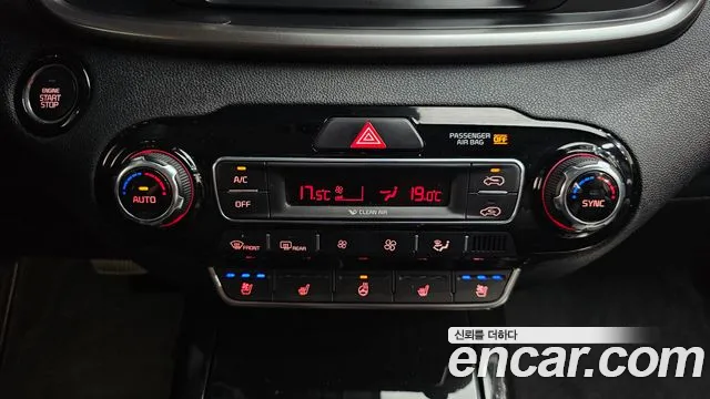 Kia Sorento — фото 31
