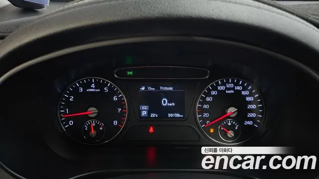 Kia Sorento — фото 8
