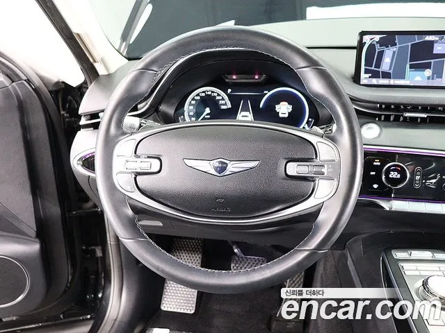 Genesis GV70 — фото 14