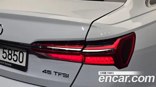 Audi A6 — фото 23