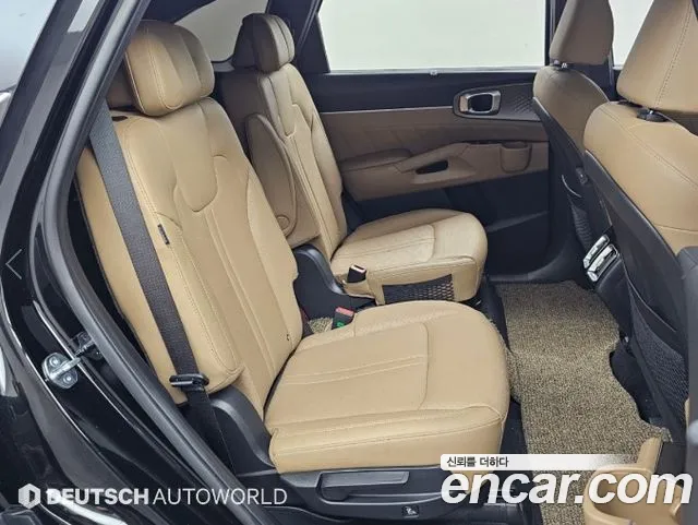 Kia Sorento — фото 12