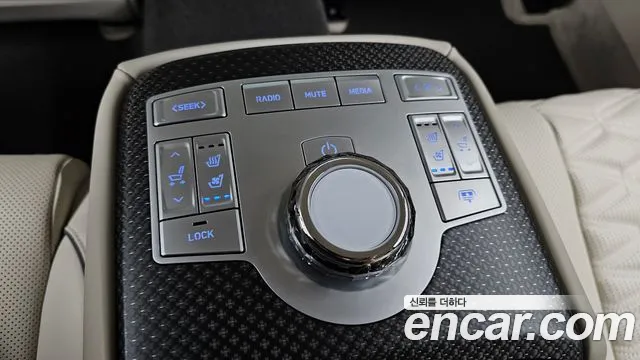 Genesis G80 — фото 19