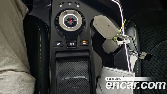 Kia EV6 — фото 9