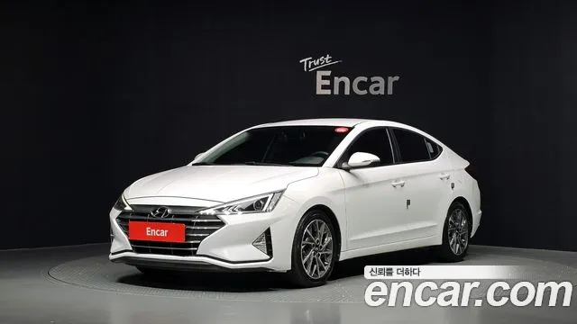 Hyundai Avante — фото 1