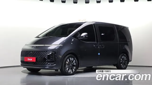 Hyundai Staria — фото 1