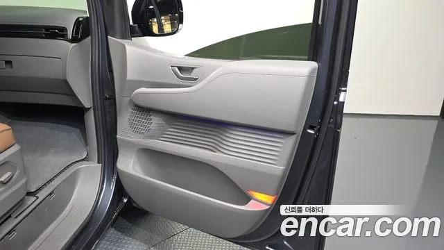 Hyundai Staria — фото 25