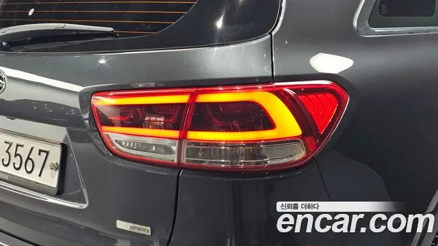 Kia Sorento — фото 23