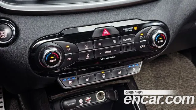 Kia Sorento — фото 27
