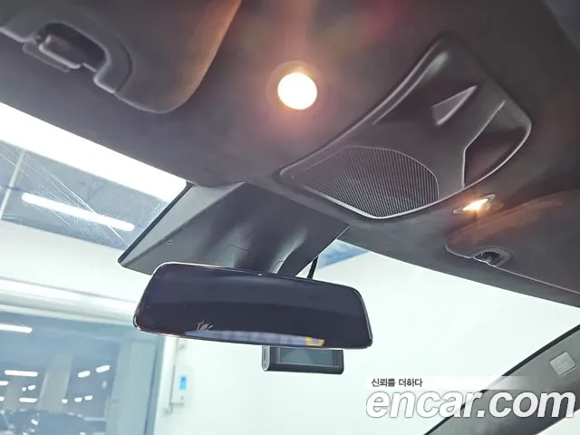 Tesla Model S — фото 16