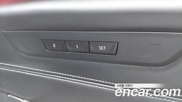 BMW 5-Series — фото 17