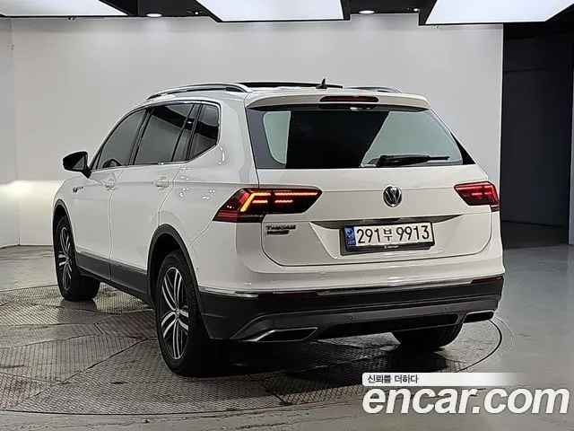 Volkswagen Tiguan — фото 3