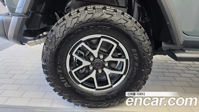 Jeep Wrangler — фото 5
