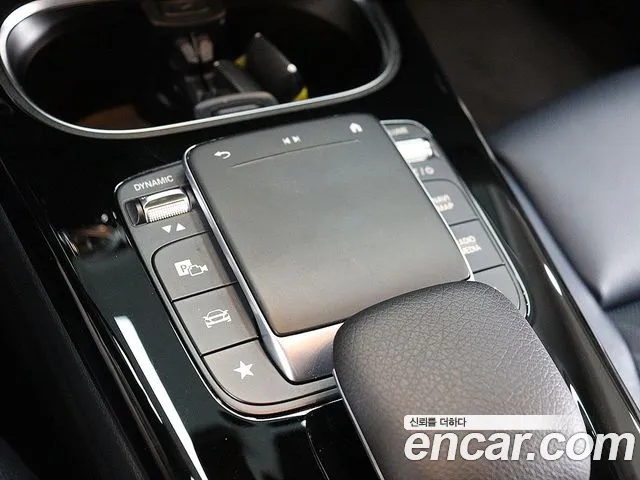 Mercedes-Benz A-Class — фото 11