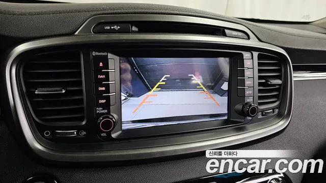 Kia Sorento — фото 15