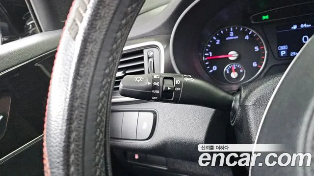 Kia Sorento — фото 17
