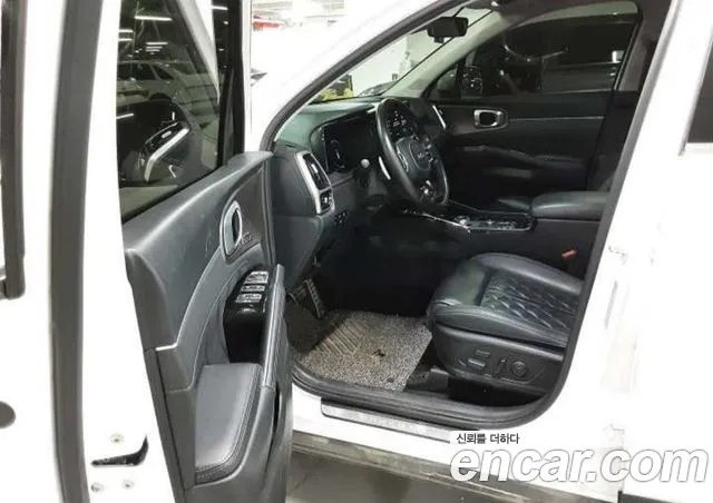 Kia Sorento — фото 4