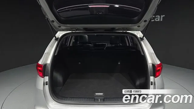 Kia Sportage — фото 30
