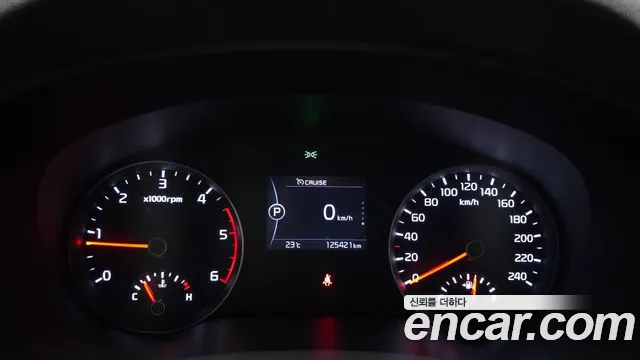 Kia Sportage — фото 7