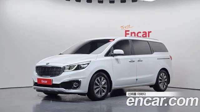 Kia Carnival — фото 1